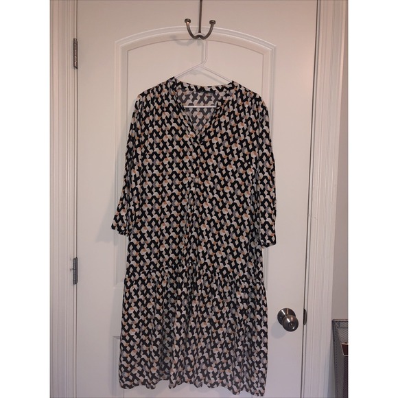 Betty Barclay Dresses & Skirts - Betty Barclay Women's Dress Black 10 US 3/4 Sleeves Geometric Print Knee Length